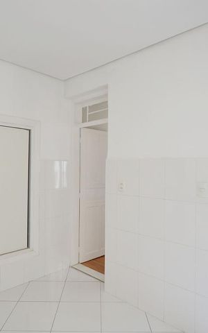 Casa para alugar com 220m², 3 quartos e 2 vagas Casa para alugar com 220m², 3 quartos e 2 vagasCozinha