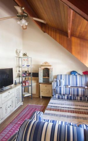 Casa à venda com 410m², 3 quartos e 6 vagasSala 