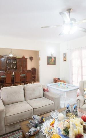 Casa à venda com 410m², 3 quartos e 6 vagasSala de Estar