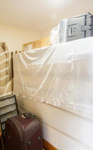 Casa à venda com 410m², 3 quartos e 6 vagasQuarto de Serviço