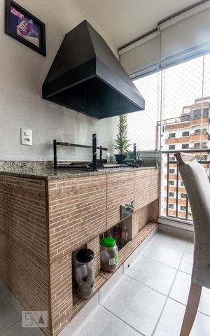 Apartamento para alugar com 80m², 3 quartos e 1 vaga Apartamento para alugar com 80m², 3 quartos e 1 vagaVaranda