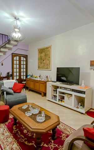 Casa à venda com 123m², 4 quartos e 1 vagaSala