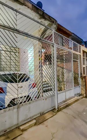 Casa à venda com 123m², 4 quartos e 1 vagaFachada