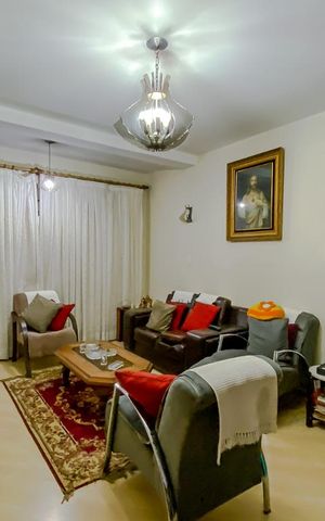 Casa à venda com 123m², 4 quartos e 1 vagaSala