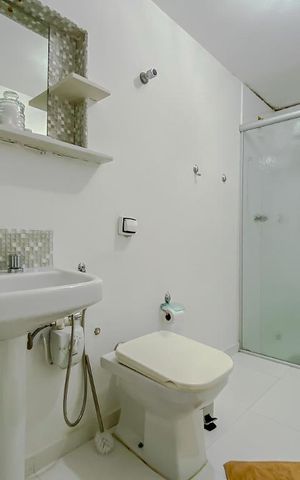 Casa à venda com 123m², 4 quartos e 1 vagaBanheiro