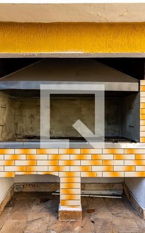 Casa à venda com 350m², 5 quartos e 3 vagasÁrea externa - Churrasqueira