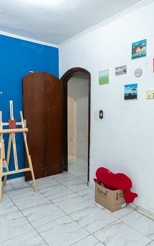 Casa para alugar com 239m², 5 quartos e 2 vagas Casa para alugar com 239m², 5 quartos e 2 vagasQuarto 1