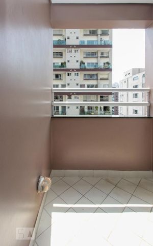 Studio à venda com 33m², 1 quarto e 1 vaga Studio à venda com 33m², 1 quarto e 1 vagaVaranda