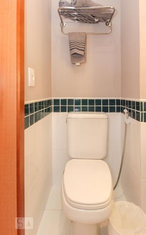 Studio à venda com 33m², 1 quarto e 1 vaga Studio à venda com 33m², 1 quarto e 1 vagaSuíte