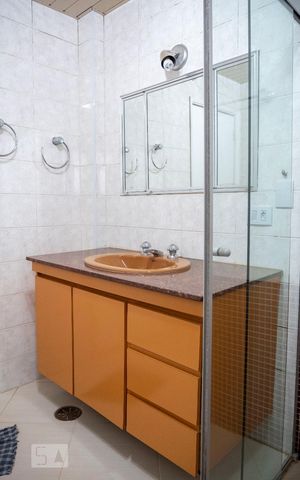 Apartamento à venda com 65m², 2 quartos e 1 vagaBanheiro