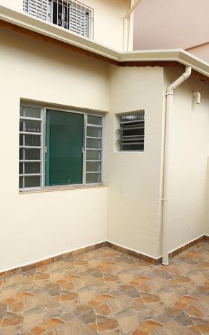 Casa para alugar com 132m², 3 quartos e 2 vagasÁrea de Serviço