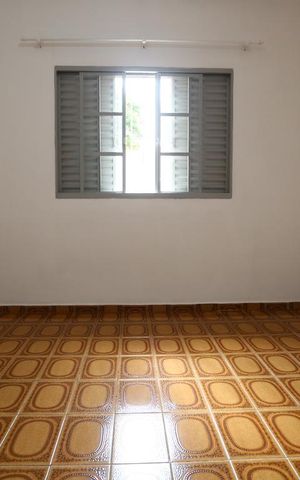 Casa para alugar com 132m², 3 quartos e 2 vagasQuarto 2