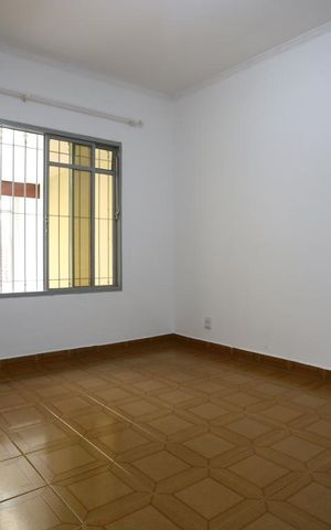 Casa para alugar com 132m², 3 quartos e 2 vagasSala