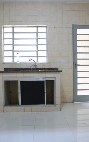 Casa para alugar com 132m², 3 quartos e 2 vagasCozinha