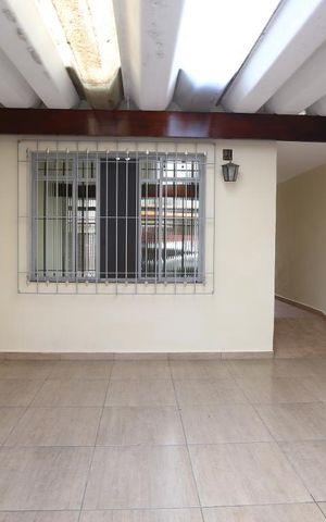 Casa para alugar com 132m², 3 quartos e 2 vagasGaragem