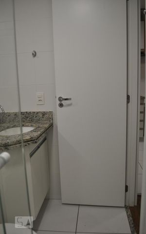 Apartamento para alugar com 28m², 1 quarto e sem vagaBanheiro