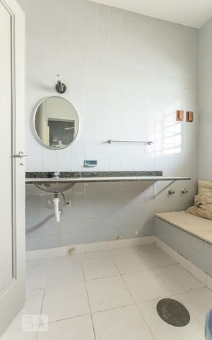 Apartamento à venda com 190m², 3 quartos e sem vagaBanheiro Social
