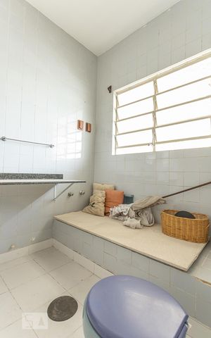 Apartamento à venda com 190m², 3 quartos e sem vagaBanheiro Social