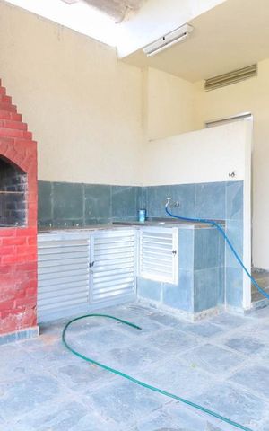 Apartamento à venda com 70m², 2 quartos e sem vagaÁrea comum - Churrasqueira