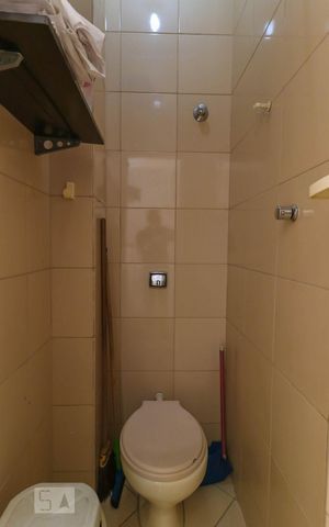Apartamento à venda com 70m², 2 quartos e sem vagaBanheiro de Serviço