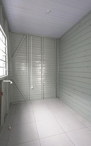 Casa para alugar com 160m², 8 quartos e 4 vagasCozinha