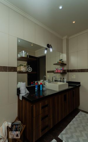 Apartamento à venda com 150m², 3 quartos e 1 vaga Apartamento à venda com 150m², 3 quartos e 1 vagaBanheiro Social