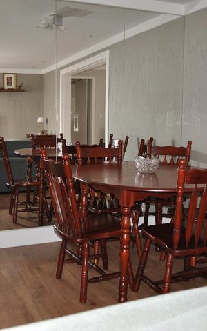 Apartamento à venda com 90m², 2 quartos e 1 vagaSala de jantar