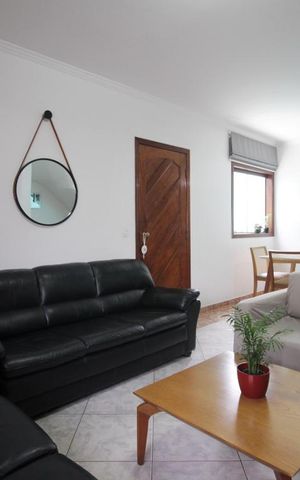 Casa à venda com 169m², 3 quartos e 3 vagasSala