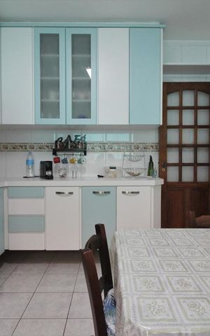 Casa à venda com 169m², 3 quartos e 3 vagasCozinha