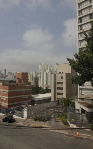 Casa à venda com 169m², 3 quartos e 3 vagasVista da suíte