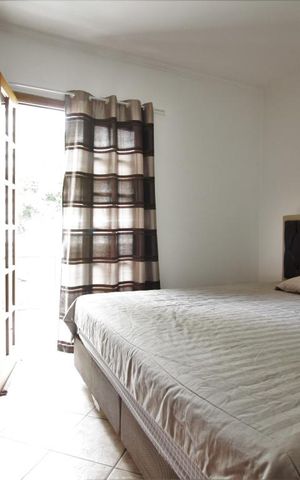 Casa à venda com 169m², 3 quartos e 3 vagasSuíte