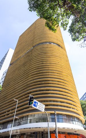 Apartamento à venda com 40m², 1 quarto e sem vaga Apartamento à venda com 40m², 1 quarto e sem vagaFachada