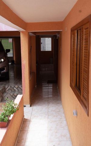Casa à venda com 240m², 3 quartos e 2 vagas Casa à venda com 240m², 3 quartos e 2 vagasEntrada da Suíte