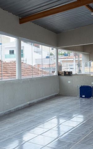 Casa à venda com 240m², 3 quartos e 2 vagas Casa à venda com 240m², 3 quartos e 2 vagasSalão de Festas