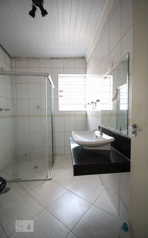 Casa à venda com 180m², 3 quartos e sem vagaCasa 1 - Banheiro