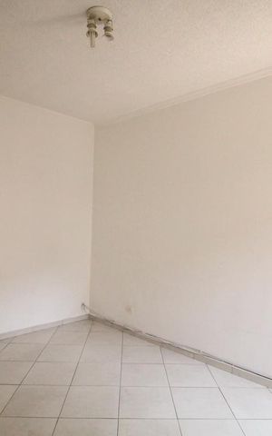 Casa à venda com 180m², 3 quartos e sem vagaCasa 1 - Quarto 1