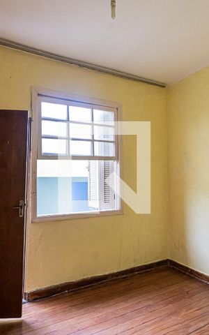 Casa à venda com 243m², 3 quartos e 2 vagas Casa à venda com 243m², 3 quartos e 2 vagasQuarto 2