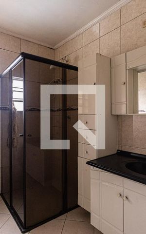 Casa à venda com 243m², 3 quartos e 2 vagas Casa à venda com 243m², 3 quartos e 2 vagasBanheiro da Suíte