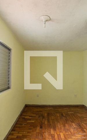 Casa à venda com 243m², 3 quartos e 2 vagas Casa à venda com 243m², 3 quartos e 2 vagasEdicola