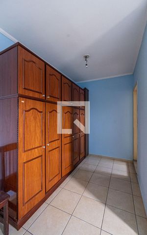 Casa à venda com 243m², 3 quartos e 2 vagas Casa à venda com 243m², 3 quartos e 2 vagasSuite