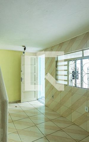 Casa à venda com 243m², 3 quartos e 2 vagas Casa à venda com 243m², 3 quartos e 2 vagasEdicola