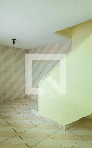 Casa à venda com 243m², 3 quartos e 2 vagas Casa à venda com 243m², 3 quartos e 2 vagasEdicola