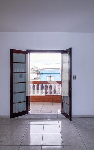 Casa para alugar com 240m², 3 quartos e 2 vagasQuarto 1
