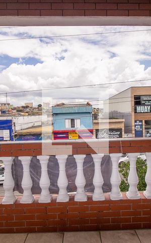 Casa para alugar com 240m², 3 quartos e 2 vagasSacada