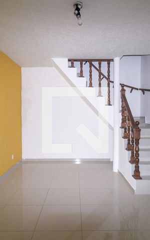 Casa para alugar com 240m², 3 quartos e 2 vagasSala