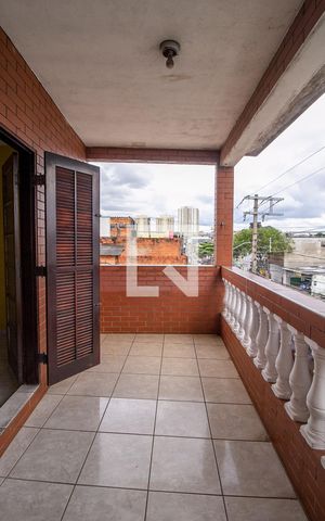 Casa para alugar com 240m², 3 quartos e 2 vagasSacada