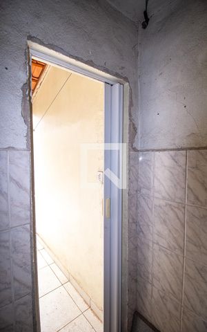 Casa para alugar com 240m², 3 quartos e 2 vagasBanheiro de Serviço