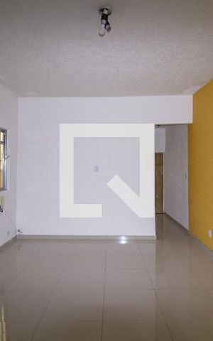 Casa para alugar com 240m², 3 quartos e 2 vagasSala