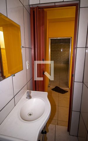 Casa para alugar com 240m², 3 quartos e 2 vagasBanheiro 2