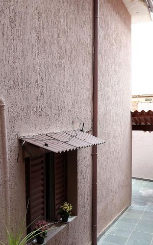 Casa à venda com 120m², 2 quartos e 2 vagasCorredor